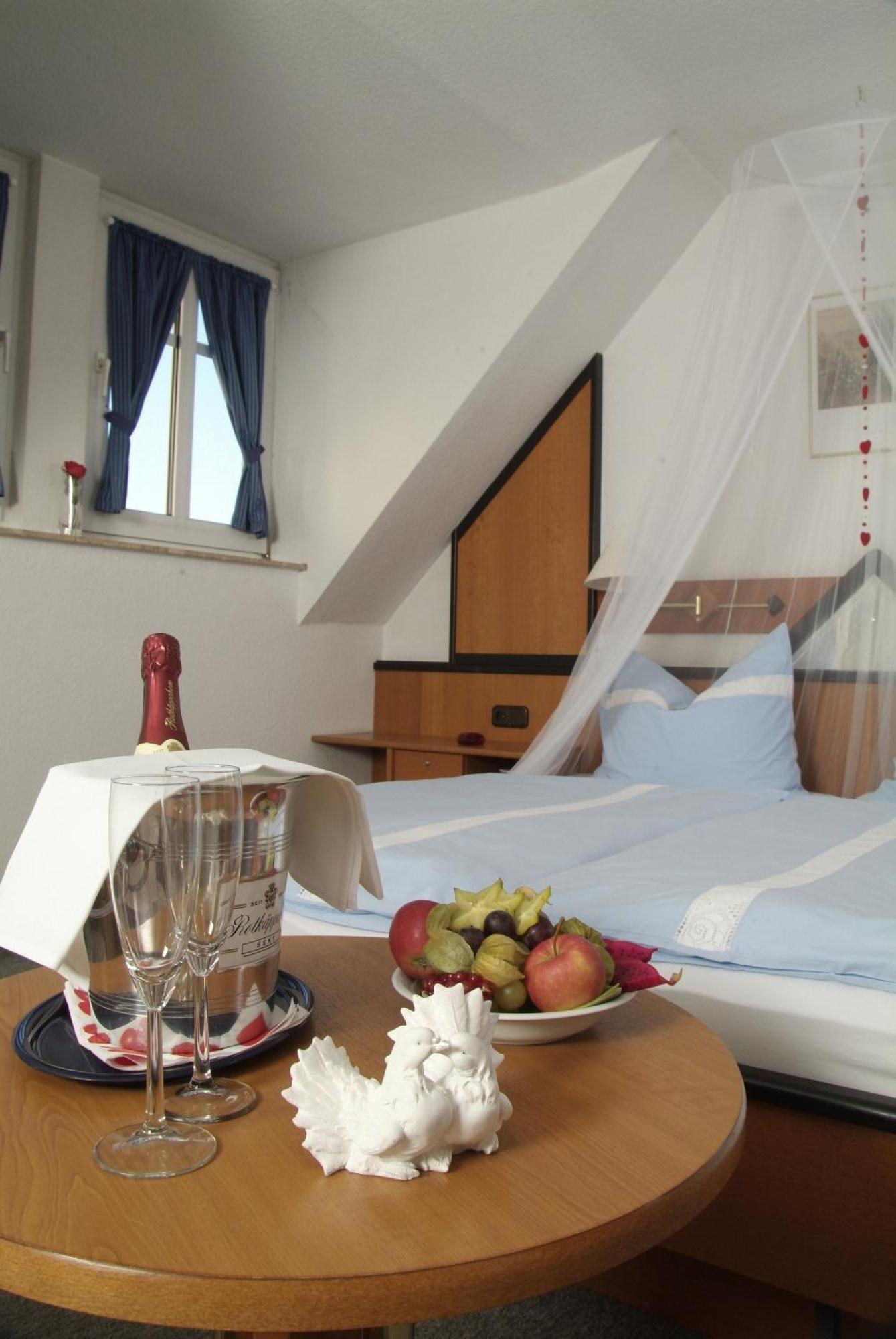 Am Rossplan Hotell Altenburg Rum bild