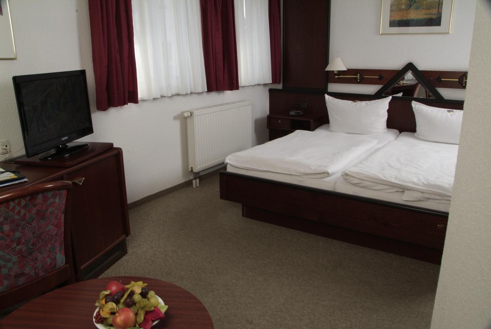 Am Rossplan Hotell Altenburg Rum bild