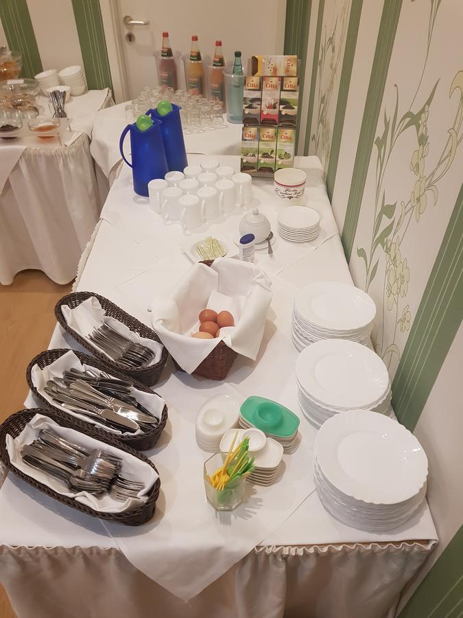 Am Rossplan Hotell Altenburg Exteriör bild