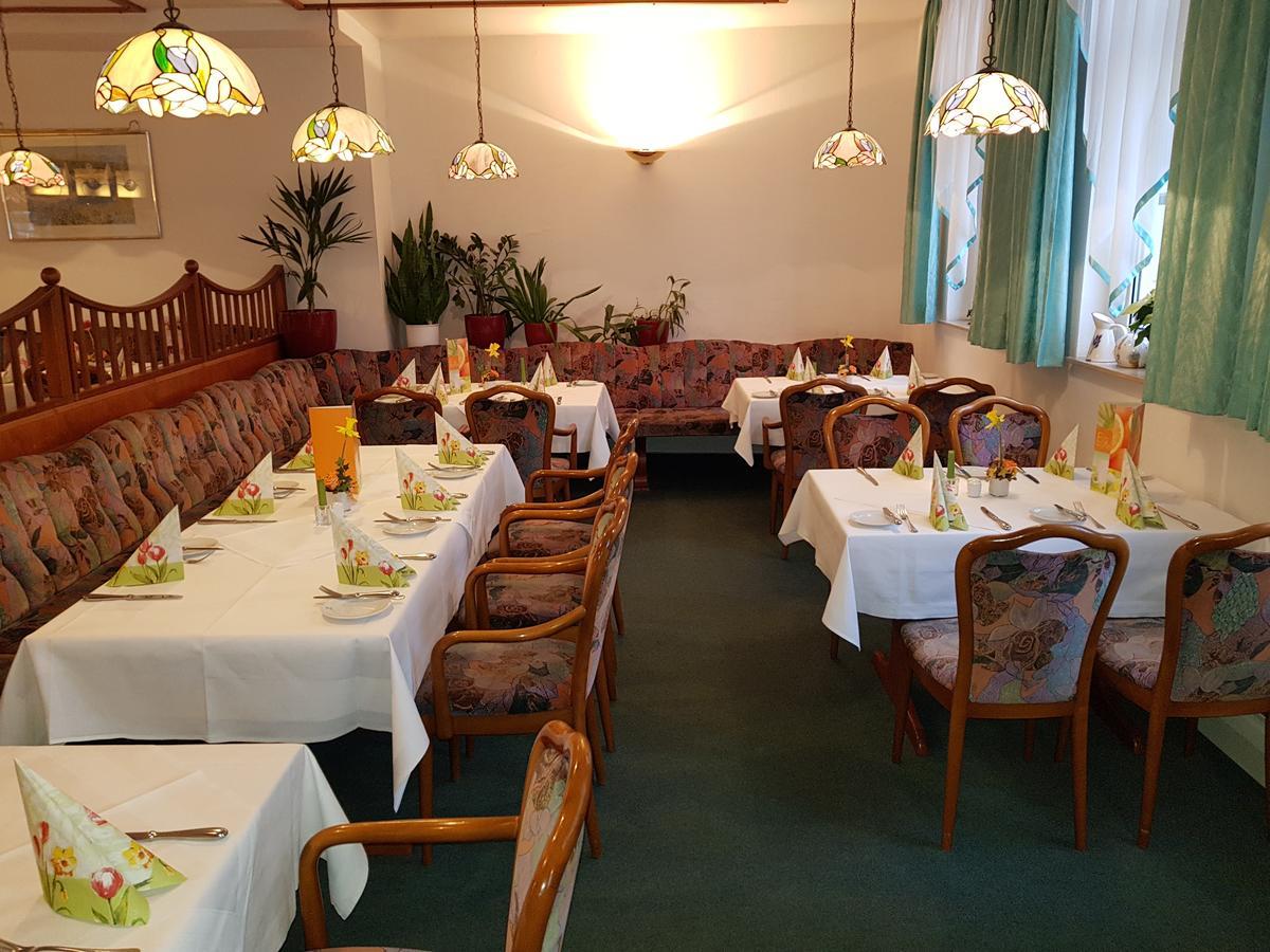 Am Rossplan Hotell Altenburg Exteriör bild